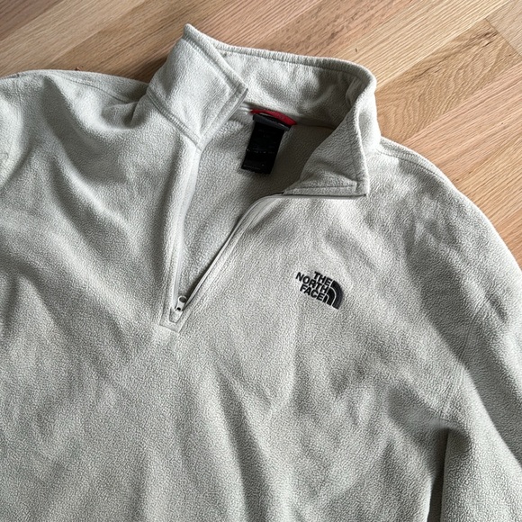 Men’s the North Face 1/4 zip fleece - Picture 2 of 5
